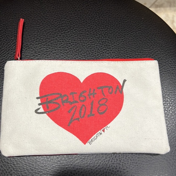 Brighton - Picture 4 of 6